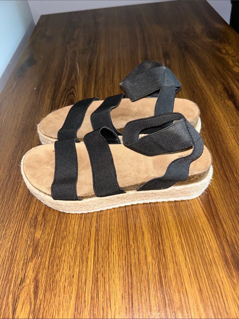 Black Strap Espadrille Platform Sandals - Women's Size 7